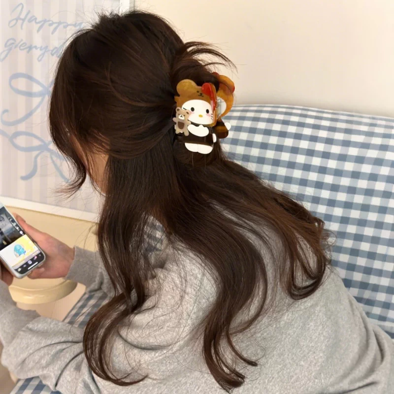 Hello Kitty Bear Claw Claw
