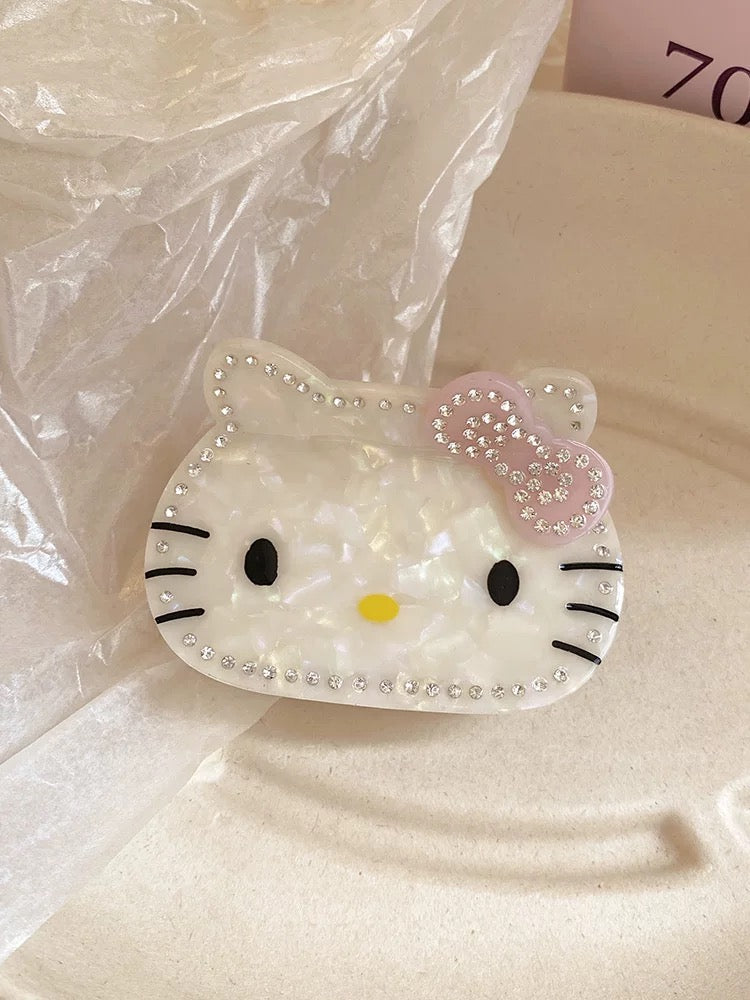 Hallo Kitty Bedazzled Hair Claw
